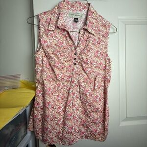 Small Bit & Bridle Pink Floral Sleeveless Collared Button-Detail Top